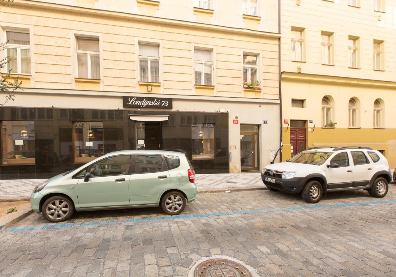Premier Apartments Near The Museum Прага Екстер'єр фото